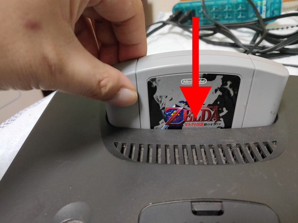 Nintendo64が電源ランプが赤色点灯 画面はブラックアウト カセットの抜き差しを繰り返したら直りました Homedify