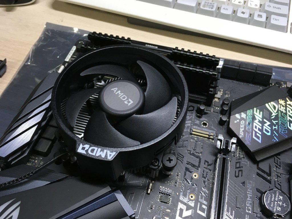 AMD RYZEN 5 2600 + 純正CPUクーラー